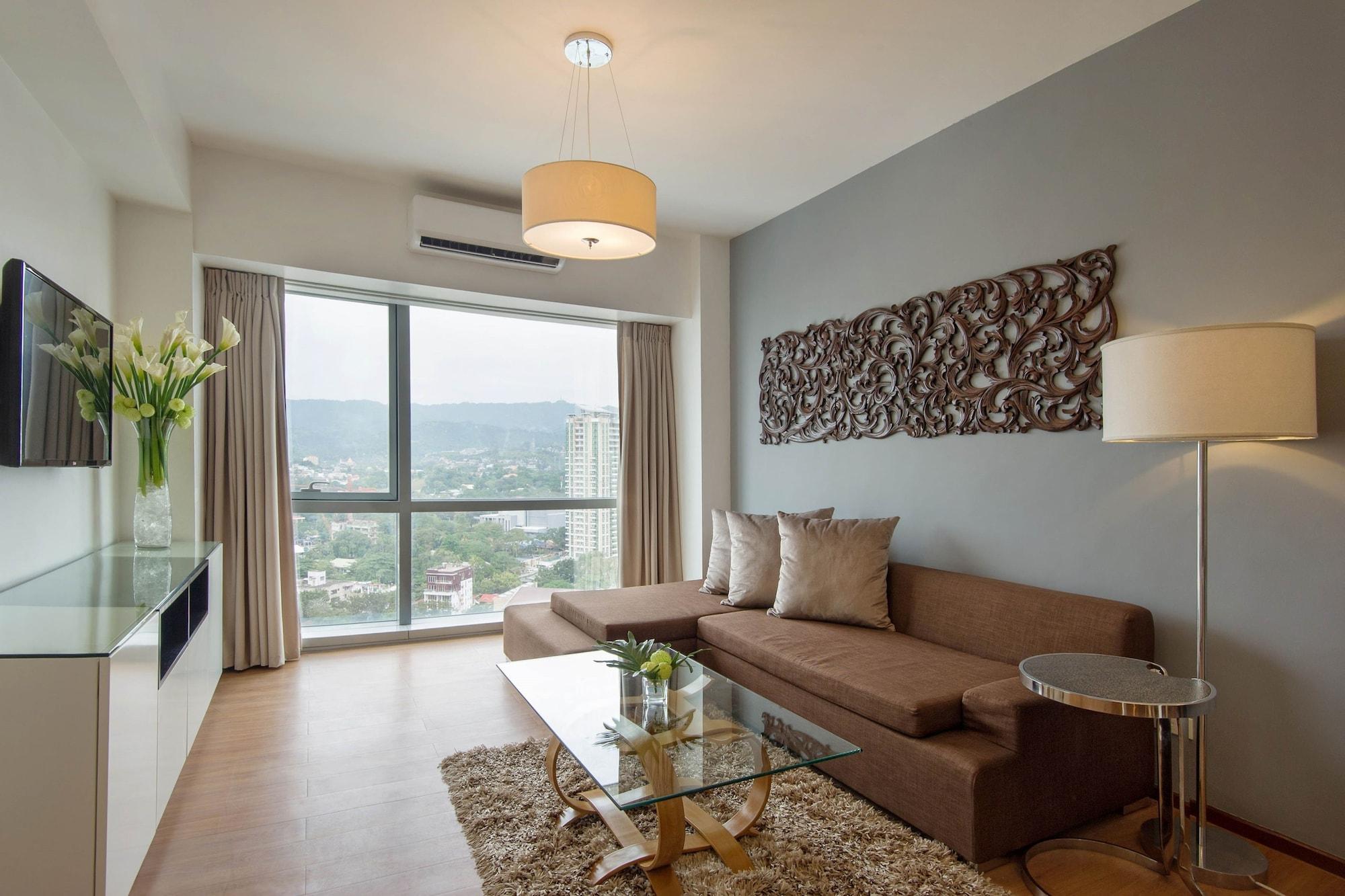 Quest Serviced Residences Cebu Exteriör bild
